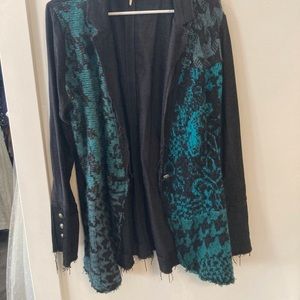 Free people frayed hem sweater blazer L